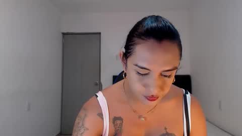 Natalia Duran online show from June 10, 2026, 8:19 pm