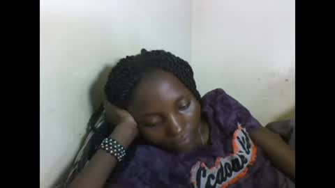 VIVIAN online show from February 16, 2025, 7:38 pm