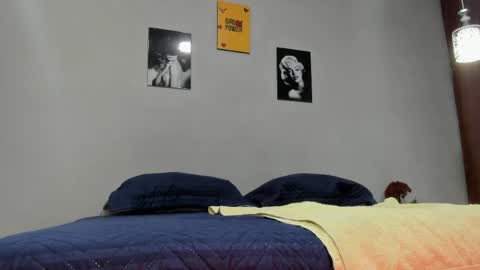 sexynova 93 online show from April 2, 2026, 7:11 pm