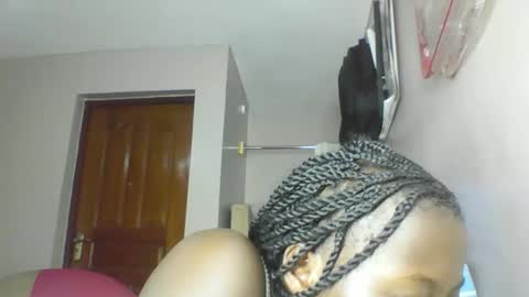 sexypamm online show from April 27, 2026, 6:50 pm