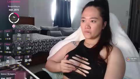 sexypenguin13 online show from February 19, 2026, 6:42 am
