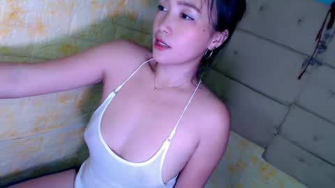 Snapshot of sexypinaymiya chatting on January 7, 2025, 3:35 am Miyah online show from January 7, 2025, 3:35 am