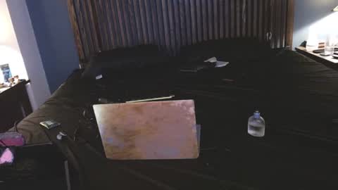 Snapshot of sexypossum chatting on September 15, 2025, 3:28 am Possum online show from September 15, 2025, 3:28 am