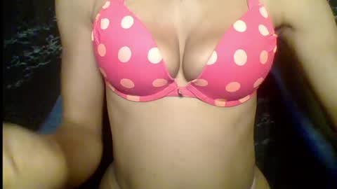 sexypussy000 online show from April 7, 2026, 11:04 pm