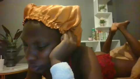 sexyquin1 online show from February 26, 2025, 12:49 am