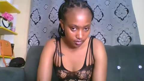 sexyriri22 online show from December 14, 2025, 11:48 am