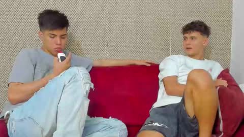 MATIAS-18   THIAHO -18  MAX-19  NICOKALY-19  CAIN-19   MOD ESTEBAN online show from February 12, 2026, 8:04 pm