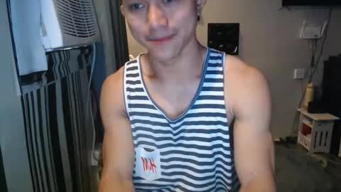 sexystrongcum online show from March 15, 2026, 3:23 am