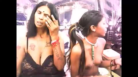 sexyva4u2luv online show from October 30, 2025, 7:32 am