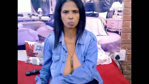 Snapshot of sexyva4u2luv chatting on June 25, 2026, 5:56 am sexyva4u2luv online show from June 25, 2026, 5:56 am