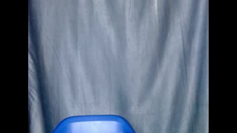 Snapshot of sexyxbunnyxx chatting on December 15, 2024, 2:27 pm Blue online show from December 15, 2024, 2:27 pm