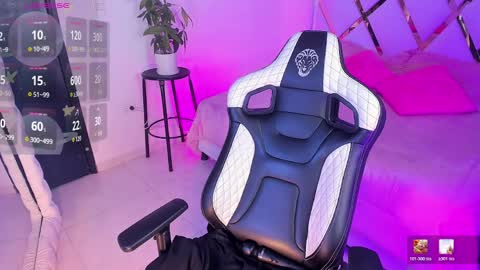 Snapshot of sexyy_kitty18 chatting on April 5, 2026, 3:20 pm KATY online show from April 5, 2026, 3:20 pm