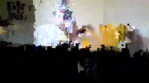 Snapshot of sexyy_tiny chatting on February 28, 2025, 9:47 am Mel online show from February 28, 2025, 9:47 am