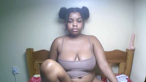 sexyyred_ online show from May 11, 2026, 4:15 pm