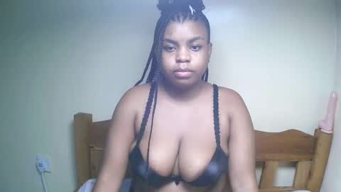 sexyyred_ online show from May 20, 2026, 6:36 pm