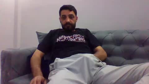 Snapshot of sexyyy_mannn chatting on June 14, 2026, 5:37 pm sexyyy_mannn online show from June 14, 2026, 5:37 pm