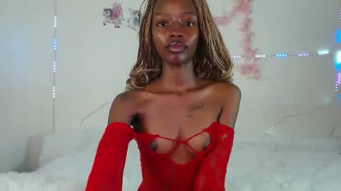 Snapshot of sexyzuriel chatting on April 13, 2026, 8:53 am sexyzuriel online show from April 13, 2026, 8:53 am