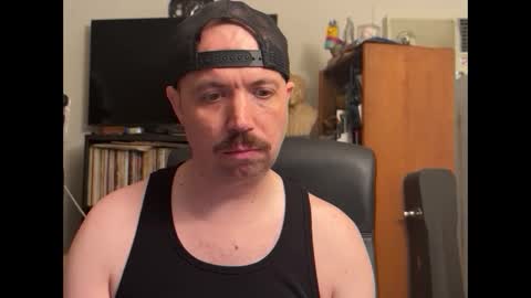 sfgiants1982 online show from September 30, 2025, 10:48 pm