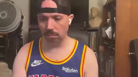 sfgiants1982 online show from October 17, 2025, 12:25 am