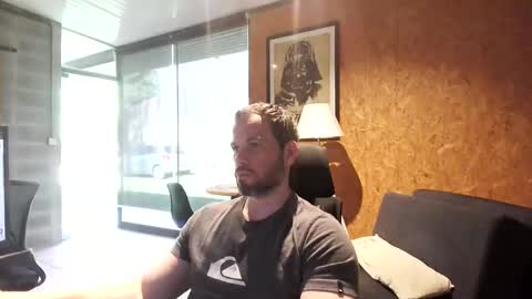 shad0w_hunter online show from November 10, 2025, 12:26 pm