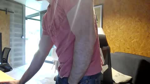 shad0w_hunter online show from March 10, 2026, 1:16 pm