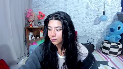 Snapshot of shaden_1 chatting on September 12, 2025, 6:02 am Liz online show from September 12, 2025, 6:02 am