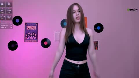 shadow_kiss online show from May 11, 2026, 4:04 pm
