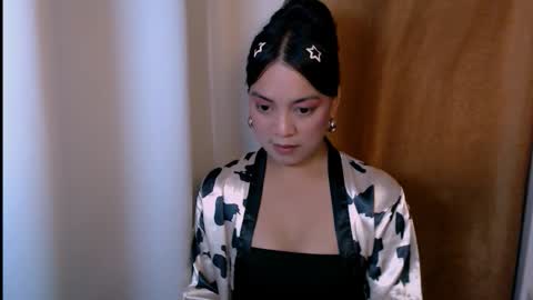 shadowseductress online show from March 27, 2026, 1:33 am