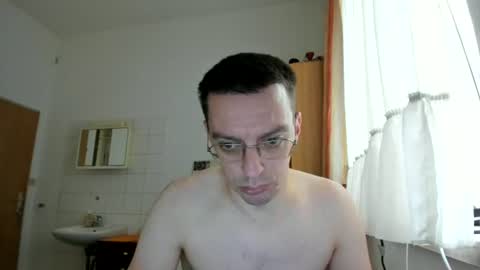 Snapshot of shadowvice chatting on June 16, 2026, 5:04 pm shadowvice online show from June 16, 2026, 5:04 pm
