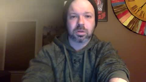 Snapshot of shadyyyyyy7 chatting on March 1, 2025, 4:26 am Shady online show from March 1, 2025, 4:26 am