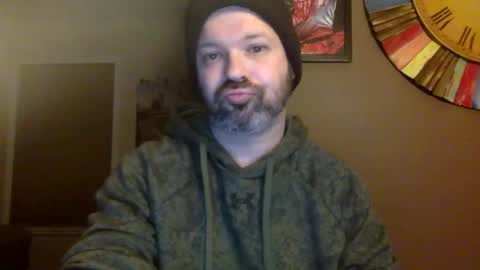 Snapshot of shadyyyyyy7 chatting on March 7, 2025, 6:35 am Shady online show from March 7, 2025, 6:35 am