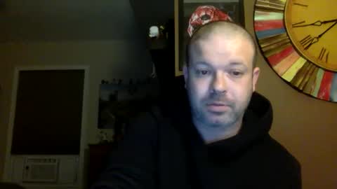 Snapshot of shadyyyyyy7 chatting on October 28, 2025, 2:26 am Shady online show from October 28, 2025, 2:26 am