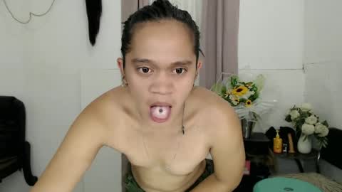 shaira_fucker online show from June 23, 2026, 7:39 am