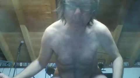 Snapshot of shairy702 chatting on January 26, 2025, 4:09 am shairy702 online show from January 26, 2025, 4:09 am