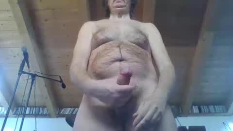 Snapshot of shairy702 chatting on March 8, 2025, 10:11 am shairy702 online show from March 8, 2025, 10:11 am