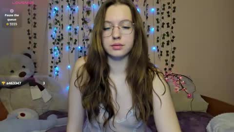 Snapshot of shalinamontana chatting on October 10, 2025, 3:33 pm Vivian online show from October 10, 2025, 3:33 pm