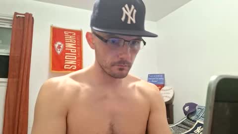 shalom77712327 online show from April 15, 2026, 4:41 am