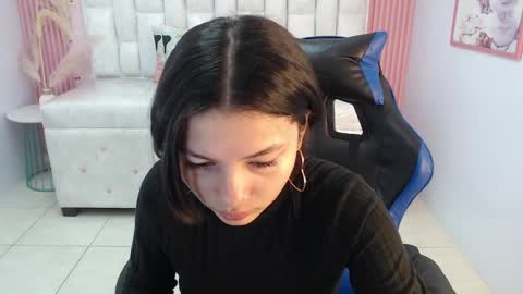 Snapshot of shalon_diaz_sub chatting on September 20, 2025, 1:23 pm Shalon online show from September 20, 2025, 1:23 pm