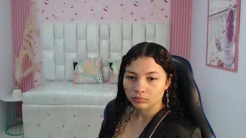 Snapshot of shalon_diaz_sub chatting on October 6, 2025, 1:08 pm Shalon online show from October 6, 2025, 1:08 pm