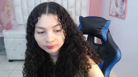 Snapshot of shalon_diaz_sub chatting on October 27, 2025, 1:15 pm Shalon online show from October 27, 2025, 1:15 pm