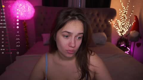 Snapshot of shame_lesss chatting on December 23, 2024, 7:28 am Lessi online show from December 23, 2024, 7:28 am