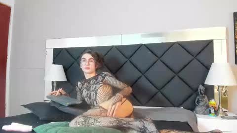 Snapshot of shammy_ross chatting on January 10, 2026, 4:14 am Shammy Ross online show from January 10, 2026, 4:14 am