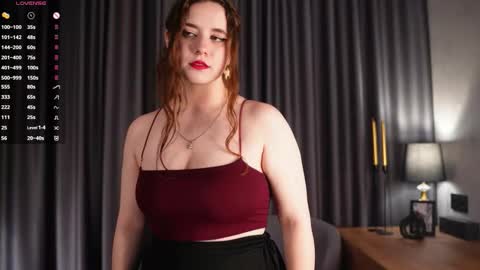 Snapshot of shandejarnett chatting on October 31, 2025, 11:44 am Maya3 online show from October 31, 2025, 11:44 am