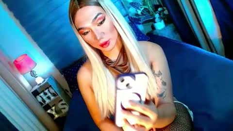 Snapshot of shane_hugexx chatting on October 8, 2025, 7:00 pm MISS SHANE online show from October 8, 2025, 7:00 pm