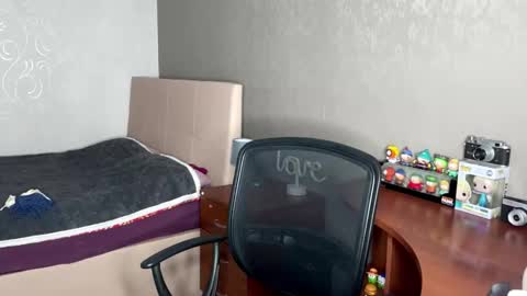 Snapshot of shannanwonnacott chatting on November 9, 2025, 1:42 pm Lissa online show from November 9, 2025, 1:42 pm