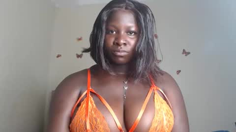 shannky  online show from October 29, 2025, 8:38 am