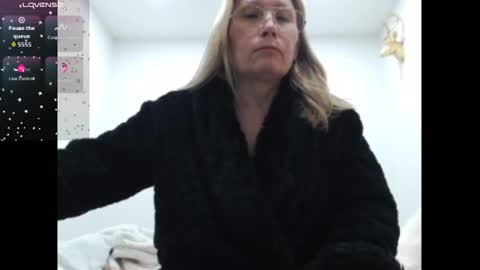 Shannon07 online show from June 10, 2026, 1:28 am
