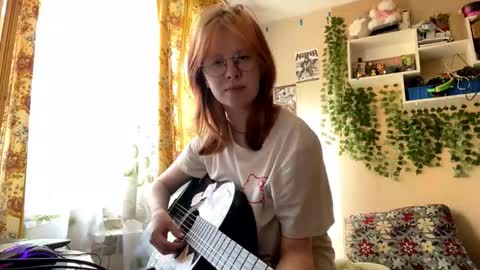 Kristin online show from October 4, 2025, 10:24 am