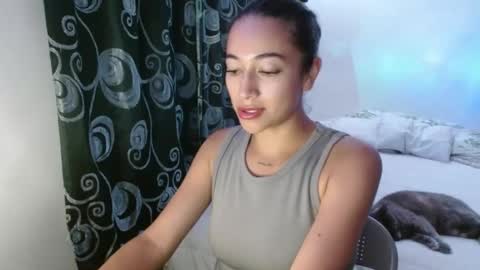 Snapshot of shantal_101 chatting on October 9, 2025, 11:58 pm shantal_101 online show from October 9, 2025, 11:58 pm