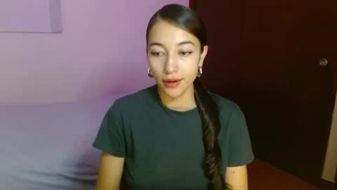 shantal_d03 online show from December 18, 2024, 2:42 am